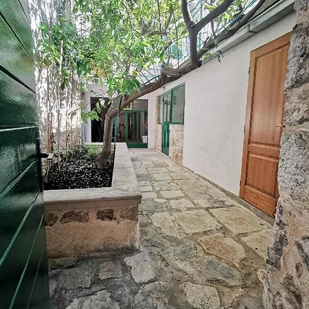 Authentico Deluxe Stari Grad (Hvar)