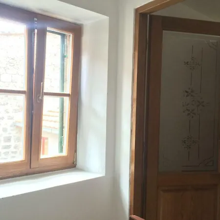 Authentico Deluxe Stari Grad *